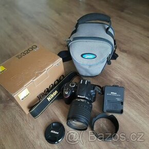 Nikon D3200 + Nikkor 18-105mm - 1