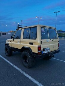 Toyota Land Cruiser lj70