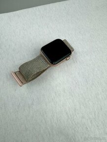 Apple Watch 4, 40mm - 1