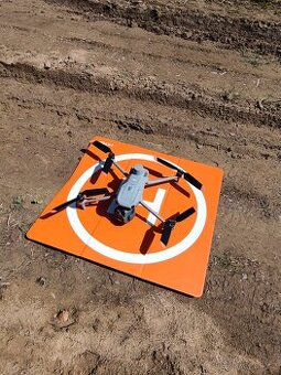 DJI Matrice 4T + podložka + SD karta