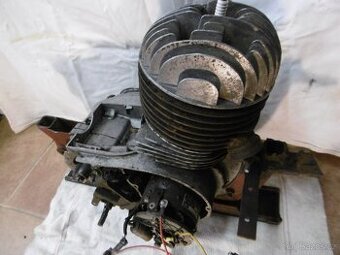 Motor 175 komplet čz