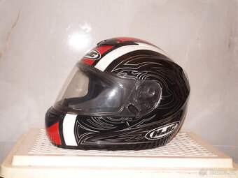 Helma na motorku XL motocyklová přilba HJC vel. XL 62cm.
