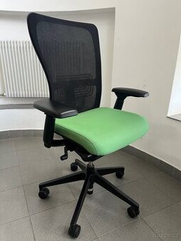 kancelářská židle Haworth Zody