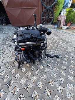 Motor 2,0 tdi 103kw BMM rok 09 kompletní - 1