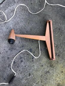 Nástěná lampa