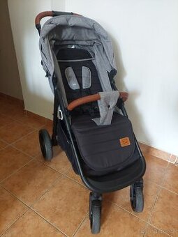 Sportovní kočárek Kinderkraft Grande 2019
