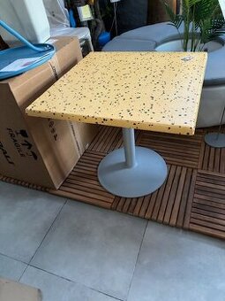 Stůl 80x80 cm exteriér interiér