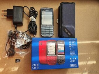 Nokia Asha 300 - kompletní balení