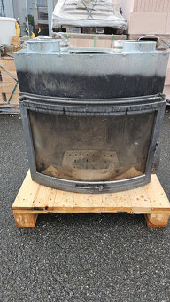 Staré krbové vložky - provizorní topidla