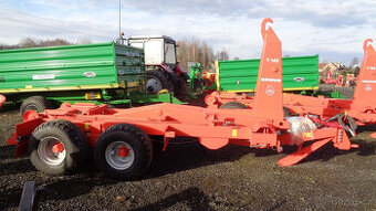 Traktorový nosič kontejnerů Ursus T 145