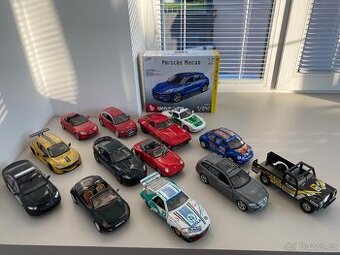 Modely 1:24 Bburago a jiné