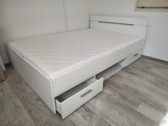 Multifunkční postel s úložnými prostory včetně matraceNOVÁ