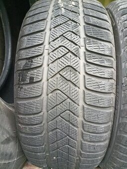 Zimní Pneu 245/45R18 100V Pirelli Sottozero 3