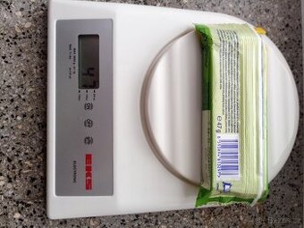 Prodám digitální kuchyňskou váhu EKS