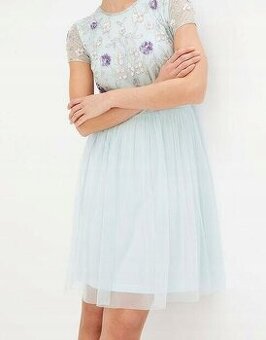 Elegantní společenské šaty 42