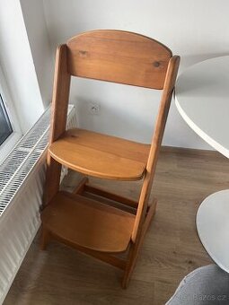 drevena jidelni zidlicka prirodnimdrevo