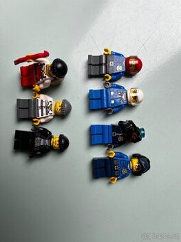Lego figurky zlodějů a policistů