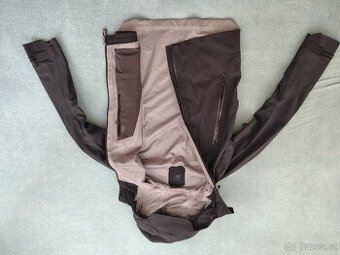 Pánská turistická bunda Quechua Mh500 nepromokavá