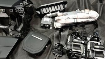 Land Rover Palubní deska Bezpečnostní pás Airbag