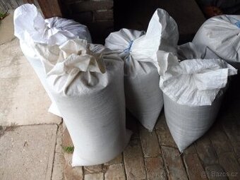 Ječmen krmný- pytlovaný