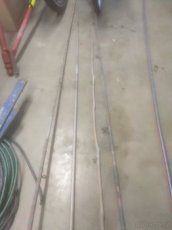 Bambusové pruty, 4ks, staré pěkné.