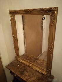 Nástěnné zrcadlo se zdobeným rámem - 1