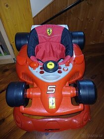 Chodítko Ferrari Walker 2013