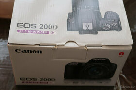 Canon EOS 200D v kompletním prodejním balení