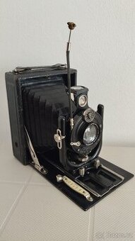 Starý fotoaparát Voigtlander VAG Skopar, hodně velký, zachov