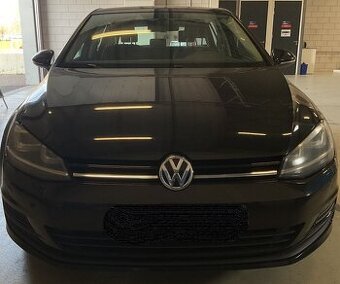 Volkswagen Golf VII 7 1.4 Tsi 90 KW r.2013 168 tkm BI-XENONY