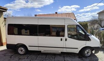 Ford Transit s obytnou vestavbou 9 míst