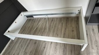Postel - IKEA Malm