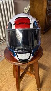 Prodám moto přilbu LS2 (S)