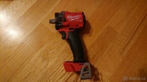 Nový Milwaukee aku rázový utahovák M18 FIW2F12