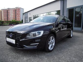Volvo V60 2,4 D6 PHEV Luxusní vůz
