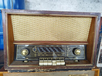 Radio Tesla Rondo 522A