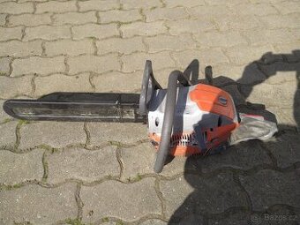 Motorová pila Husqvarna