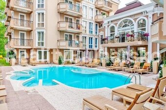 studio (1+kk) o výměře 37 m² s balkonem s výhledem na bazén
