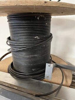 Drát pro vedení internetu - 1