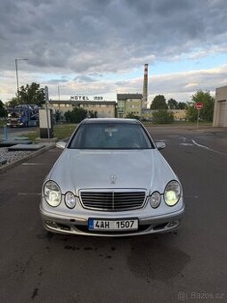 Mercedes Benz e270 w211 - 1
