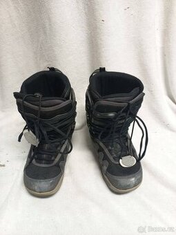 Snowboardingové boty FUSION vel. 38