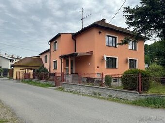 Pronájem bytu 2+1 se zahradou, obec Písečná - 1