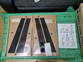 dekorační polep B sloupků dveří carbon design VW Golf VI od