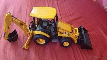 Nakladač, traktor, bagr