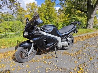 Triumph Sprint 955i ST - 1