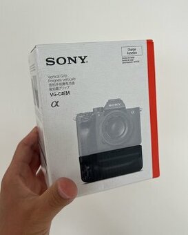 Na prodej: Sony VG-C4EM Battery Grip