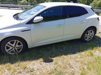 Megane nafta,1,5 Dci, 84 Kw, r.v. 2018, 1.Majitel, nový v ČR