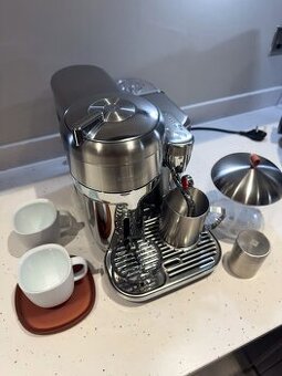Prodám Nespresso Vertuo Creatista – stylový a chytrý kávovar