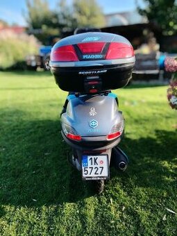 Piaggio MP3 250