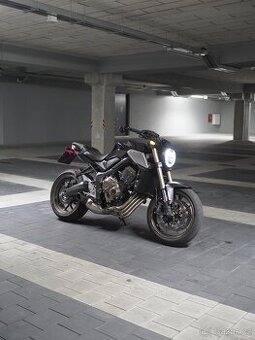 Prodám Honda CB650R (r.v. 2020) – 1. majitel